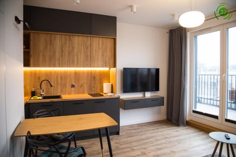 TV and multimedia, Kitchen or kitchenette, Living room