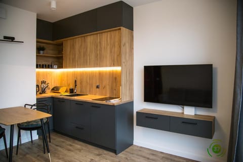 TV and multimedia, Kitchen or kitchenette, Dining area