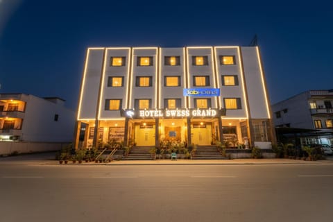 Property building, Facade/entrance