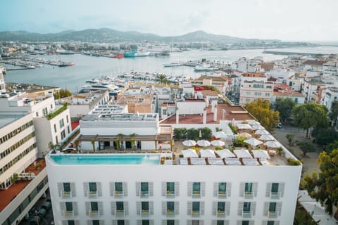 Property building, Bird's eye view, View (from property/room), Swimming pool, Location