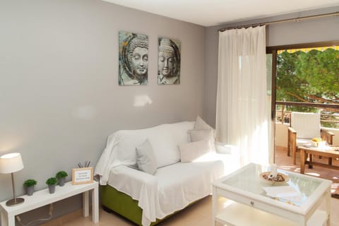 BelMonStays BahíaBlanca, Marbella Apartment in Marbella