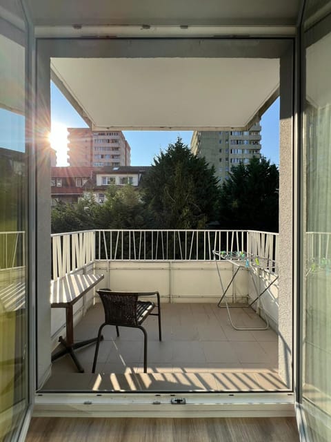 View (from property/room), Balcony/Terrace