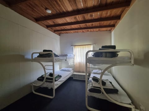 Strahan Backpackers Campground/
RV Resort in Strahan