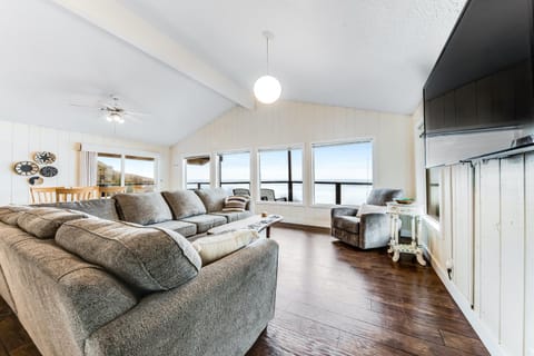 Sweet Sea Haven House in Newport