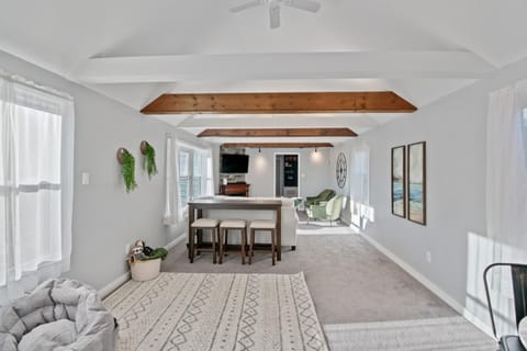 "Sweet Serenity" Stay 10 Minutes from Hershey home House in Palmyra