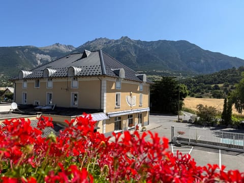 Day, Natural landscape, Mountain view