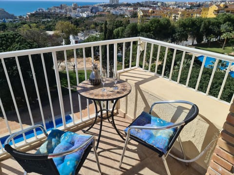 Property building, Day, Natural landscape, View (from property/room), Balcony/Terrace, Garden view, Pool view, Sea view, Swimming pool