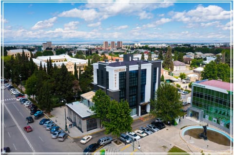 Property building, Neighbourhood, Bird's eye view, City view, Street view