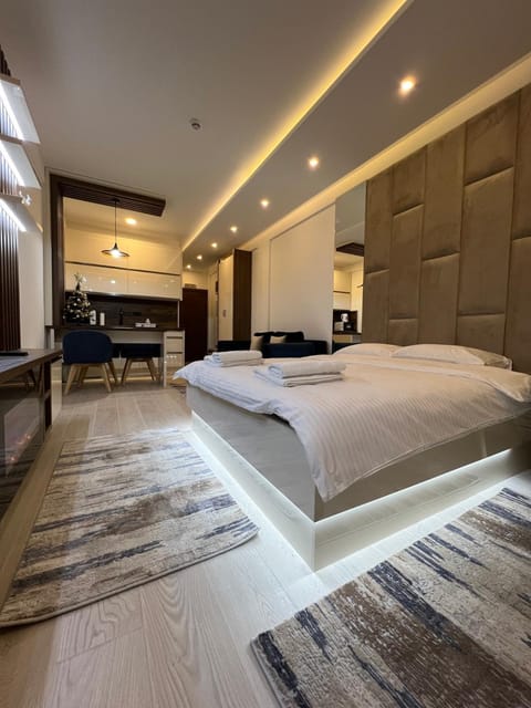 Bed, Photo of the whole room