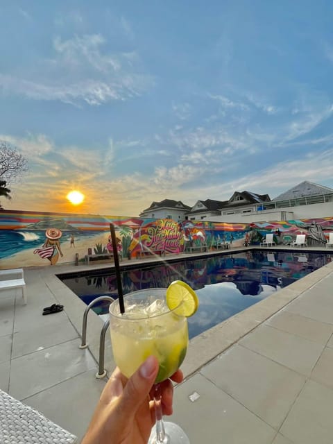 BBQ facilities, Food and drinks, Swimming pool