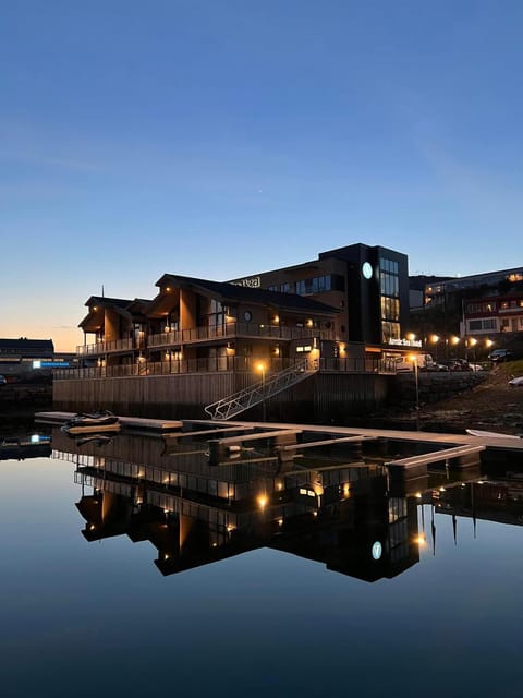 Property building, Facade/entrance, Day, Night, View (from property/room), City view, City view, Lake view, Lake view, Mountain view, Mountain view, River view, River view, Sea view, Sea view, Street view, Street view