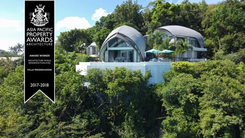 Property building, Day, Natural landscape, Certificate/Award