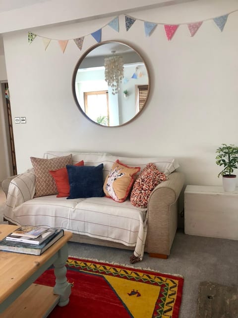 Wuthering Cottage - Central, Stylish, Cosy, Comfy House in England