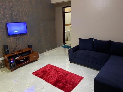 Communal lounge/ TV room, TV and multimedia, Living room, Seating area