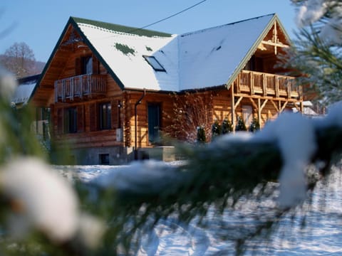 Property building, Winter, Lake view, Mountain view, Parking