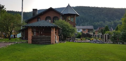 Property building, Day, Natural landscape