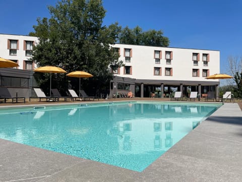 Pool view, Swimming pool
