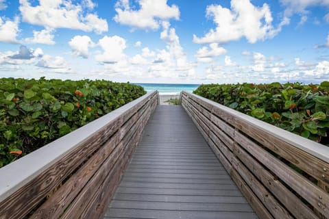 Coastal Bliss House in Juno Beach