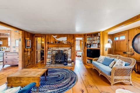 1 Mi to Beach! Family-Friendly Nantucket Retreat House in Madaket