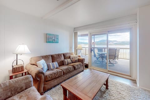 Lakeside Mountain Retreat Apartment in Dillon
