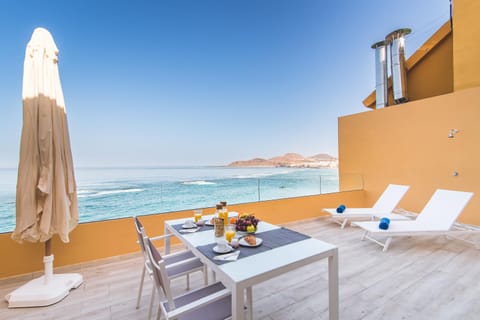 Property building, Off site, Balcony/Terrace, Sea view
