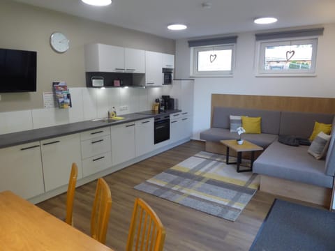 Kitchen or kitchenette, Living room