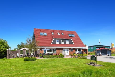 Property building, Garden, Garden view
