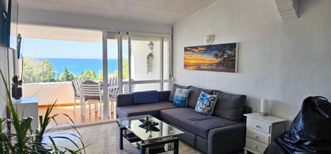 Dúplex con vistas al mar,cerca de playa y puerto Apartment in Costa del Sol