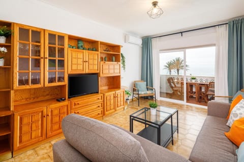Living room, Sea view