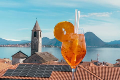 Nearby landmark, Day, Natural landscape, Lake view, Mountain view, Drinks