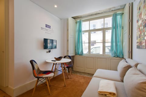 Living room, Dining area, Entertainment