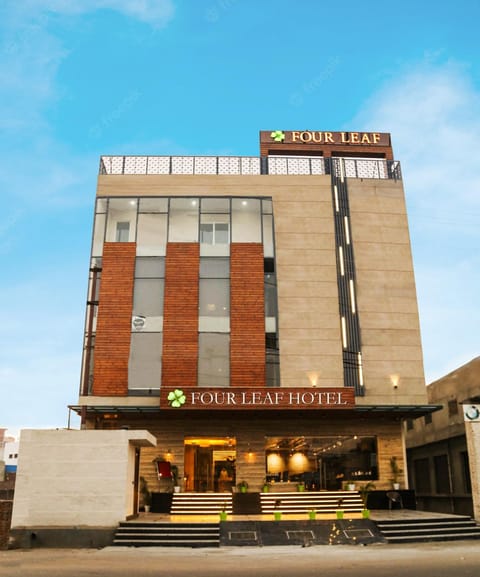 Property building, Day