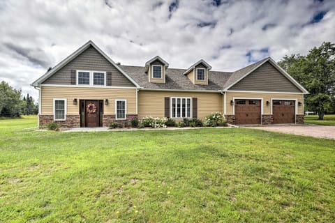 Upstate Hideaway with Hot Tub, 13 Mi to Malone! House in Bellmont