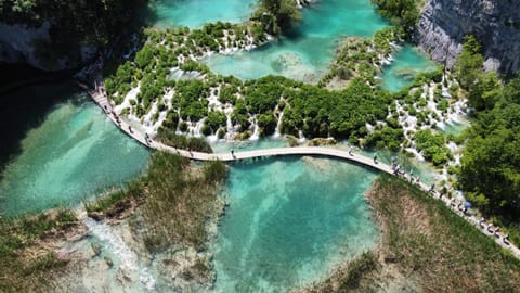 Nearby landmark, Day, Natural landscape, Bird's eye view, Lake view