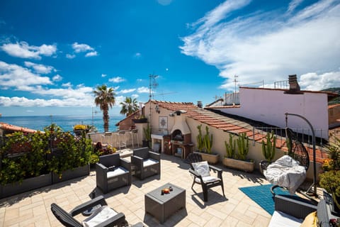 Natural landscape, View (from property/room), Evening entertainment, Sea view, sunbed