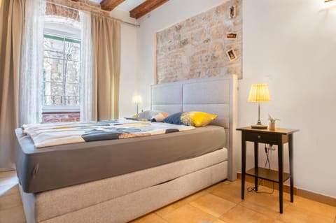 Centrum Topaz apartmani Apartment in Split