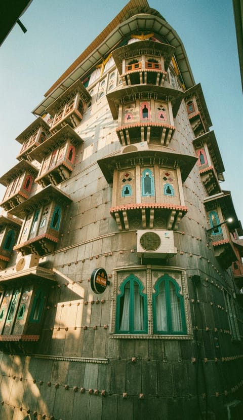 Property building, Facade/entrance