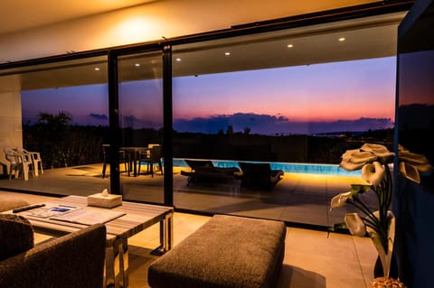 Living room, Sea view, Swimming pool