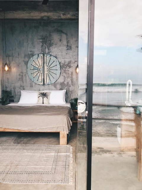 Bed, Balcony/Terrace, Photo of the whole room, Bedroom, Sea view