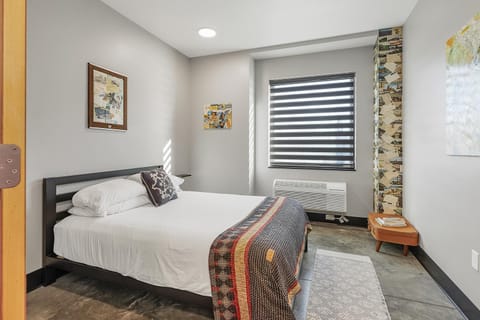 Bed, Photo of the whole room, Bedroom, pet friendly