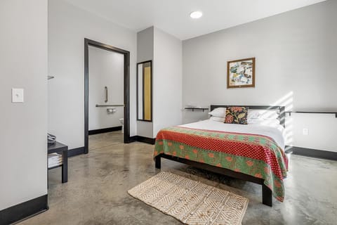 Bed, Photo of the whole room, Bedroom, pet friendly