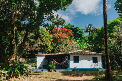 Facade/entrance, Garden, View (from property/room)