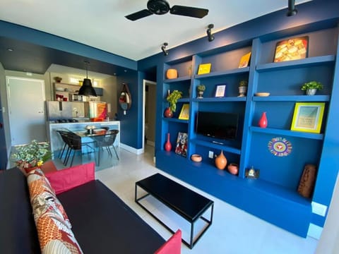 Communal lounge/ TV room, TV and multimedia, Living room, Seating area, Dining area