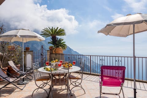 Patio, View (from property/room), Balcony/Terrace, Dining area, Mountain view, Sea view, sunbed