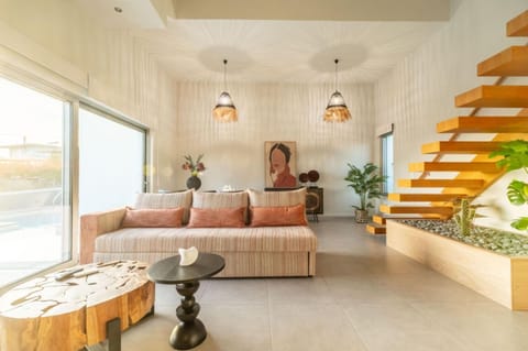 Living room, Decorative detail, Seating area