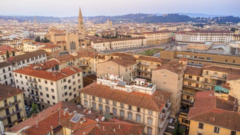 Bird's eye view, View (from property/room), City view