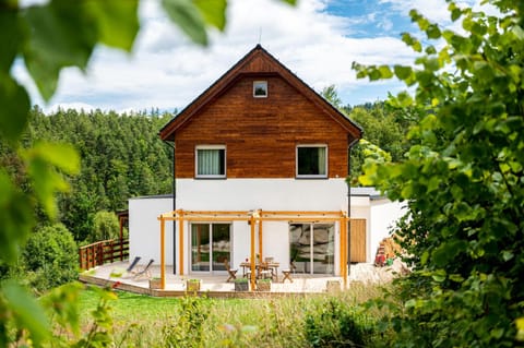 Property building, Spring, Natural landscape, Garden, Garden view