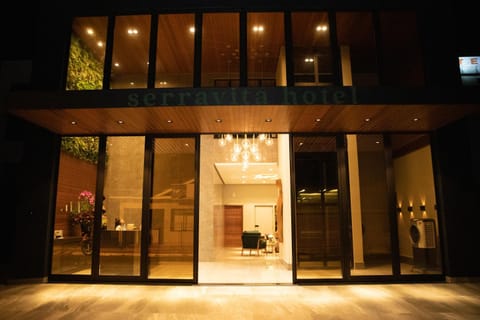 Facade/entrance