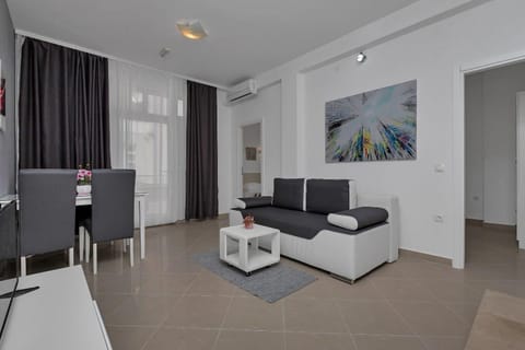 Living room, Other