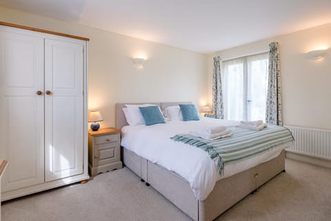 The Cartlodge Boundary Farm, Framlingham House in Framlingham